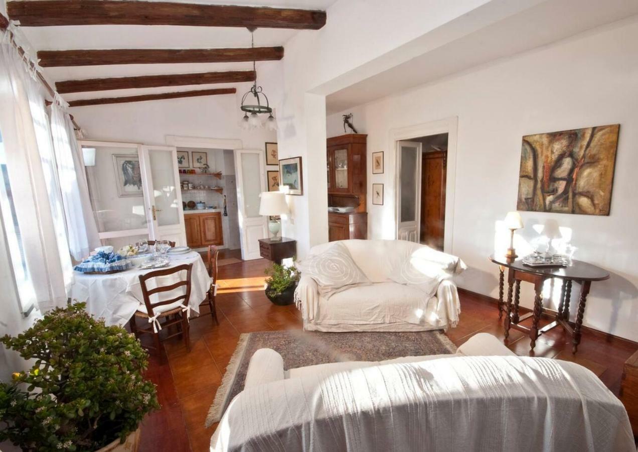 Attico In Centro Con Vista Della Torre - Cozy Penthouse Facing To The Tower Appartement Oristano Buitenkant foto